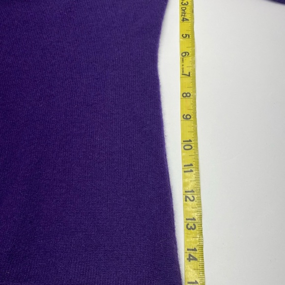 Peck & Peck Women’s Cashmere Purple V-Neck Sweater with Gray Trim Medium - Picture 9 of 11